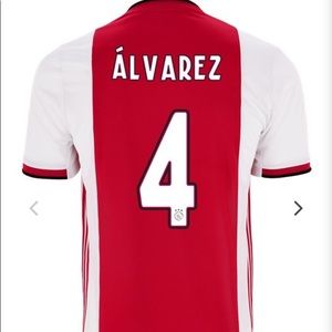 Meet your Posher, Kevin